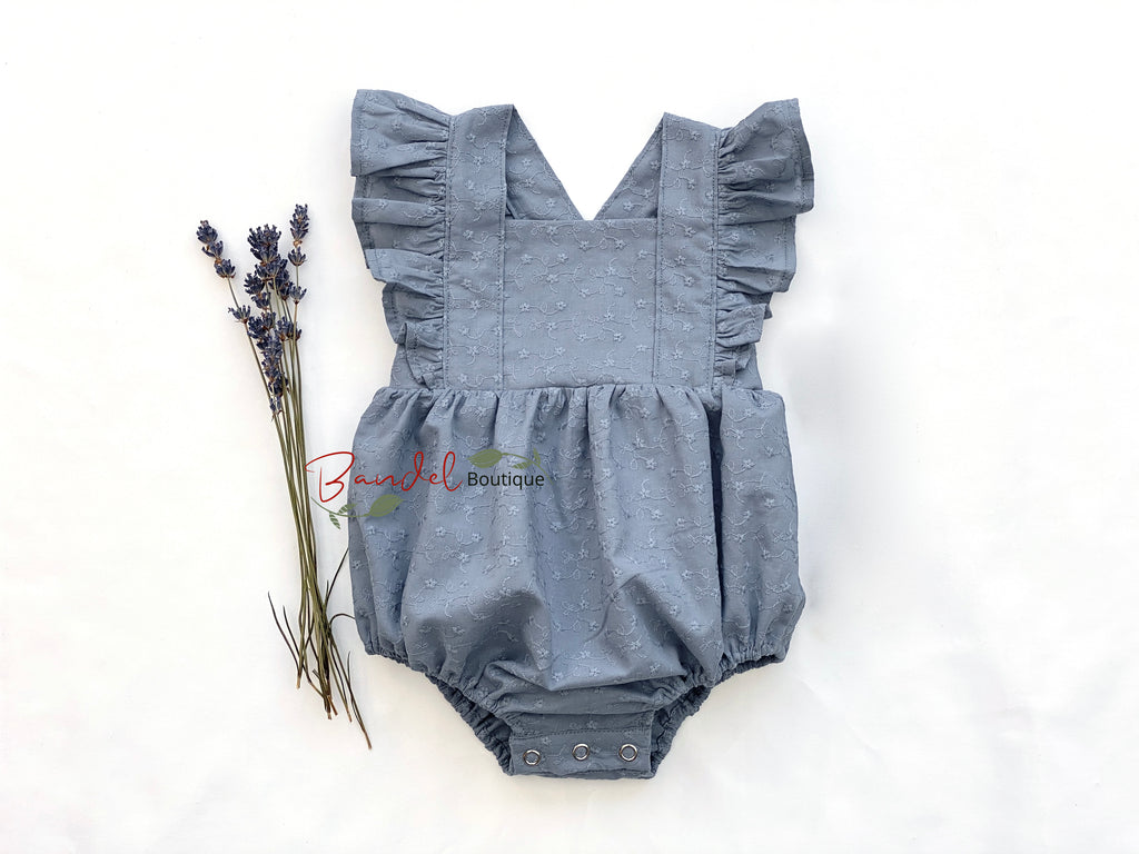 Jade - Embroidery cotton- Dusty- blue