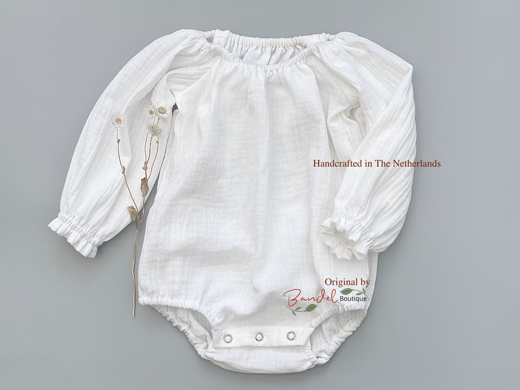 White muslin baby romper, long- sleeve gauze toddler playsuit, white newborn overalls, soft muslin toddler bodysuit. 