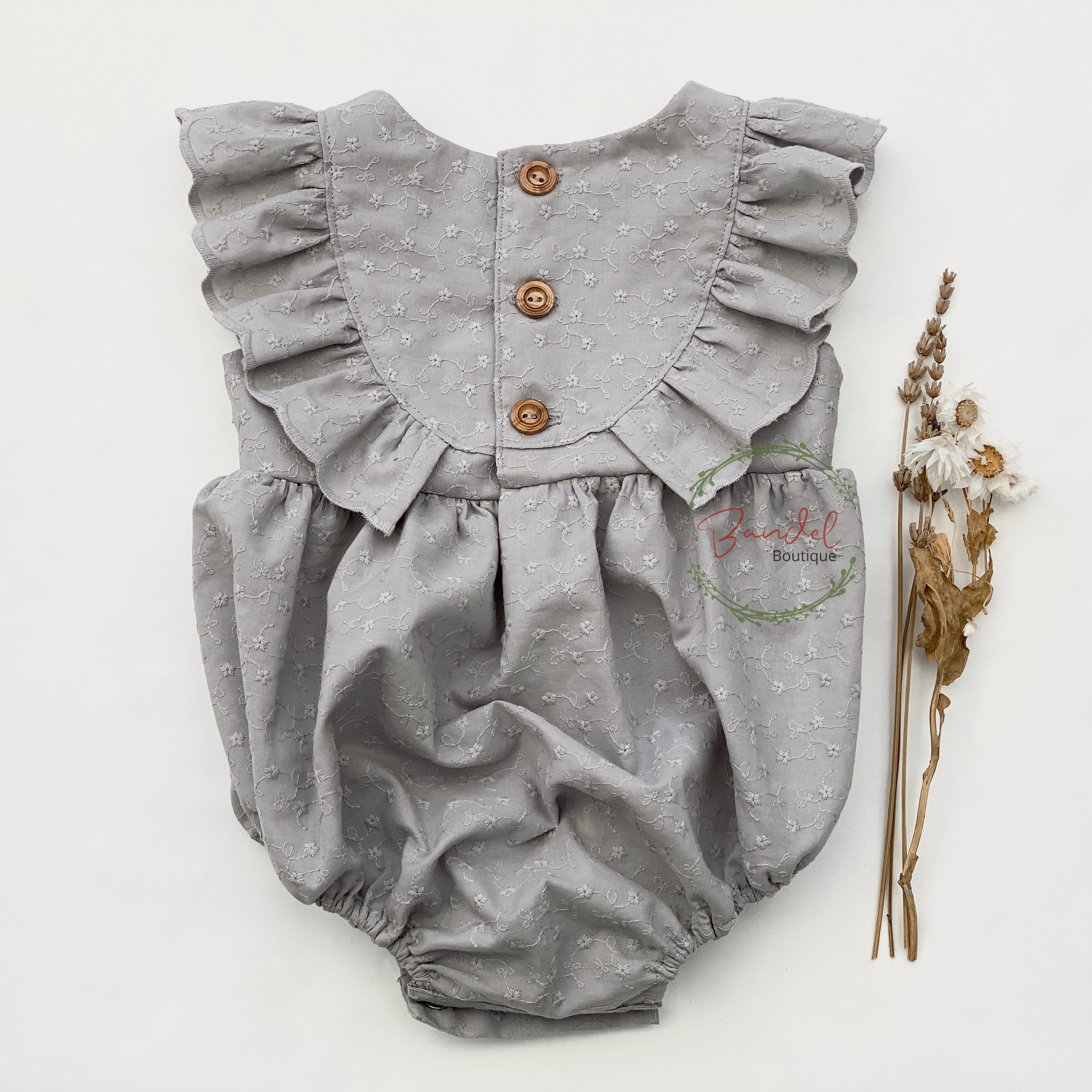 Leila - Light- grey embroidery cotton