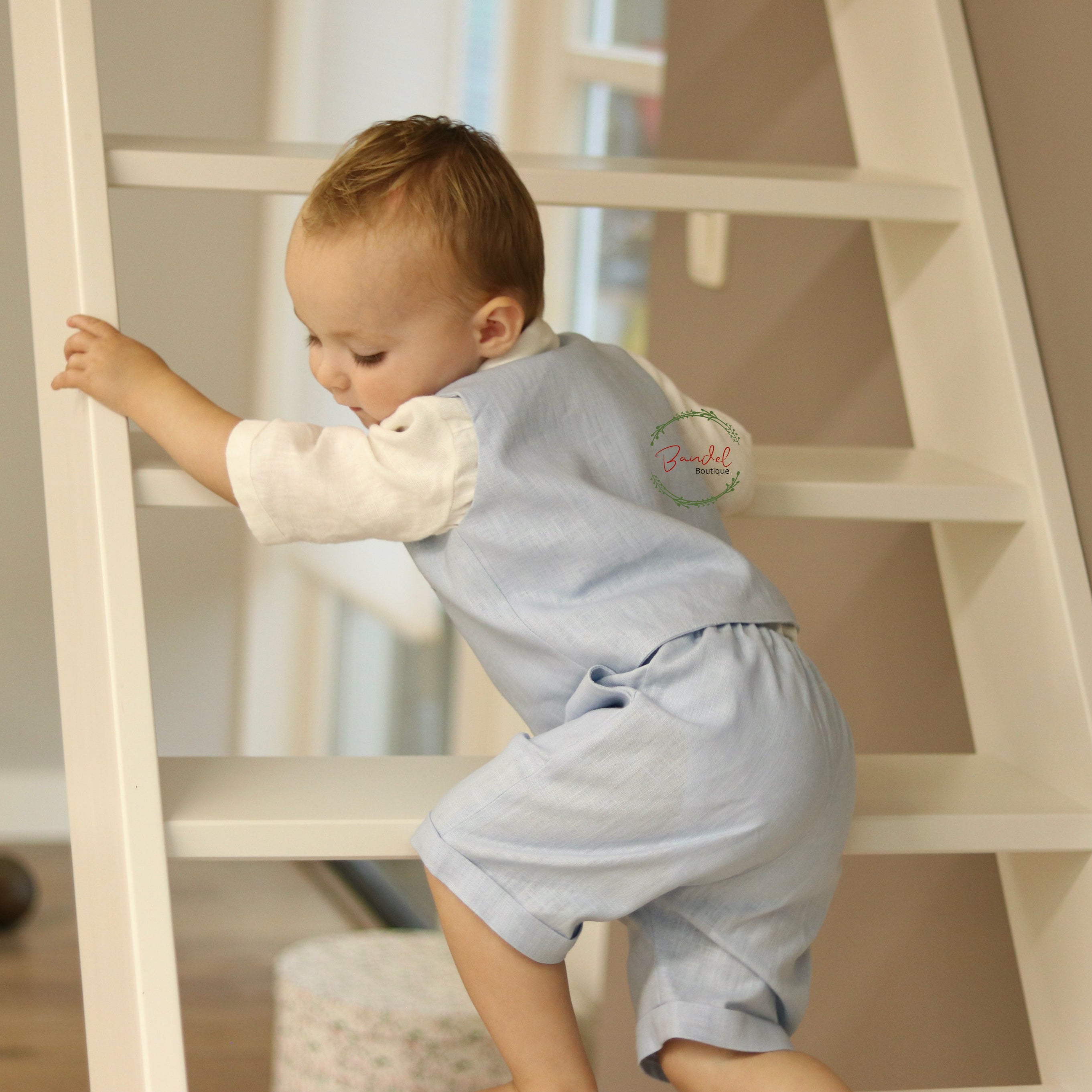 Baby- Blue Short Pageboy Outfit